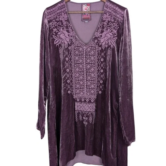 Stunning JOHNNY WAS purple embroidered Velvet Tunic Top 1X - Picture 1 of 6